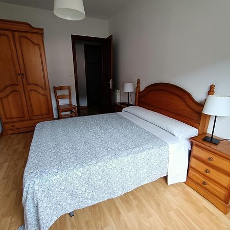 Pension Paseo Real Onís Екстериор снимка