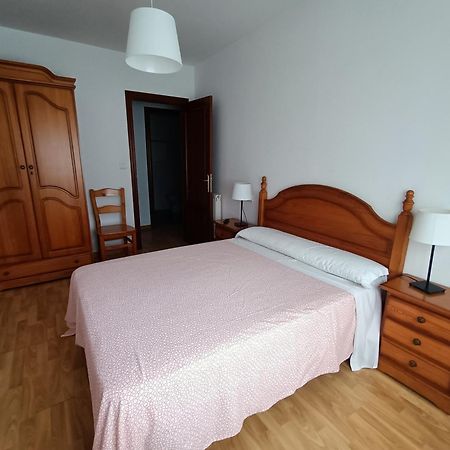 Pension Paseo Real Onís Екстериор снимка